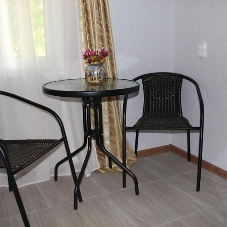 Guest House Racha แอมโบรเลารี ภายนอก รูปภาพ