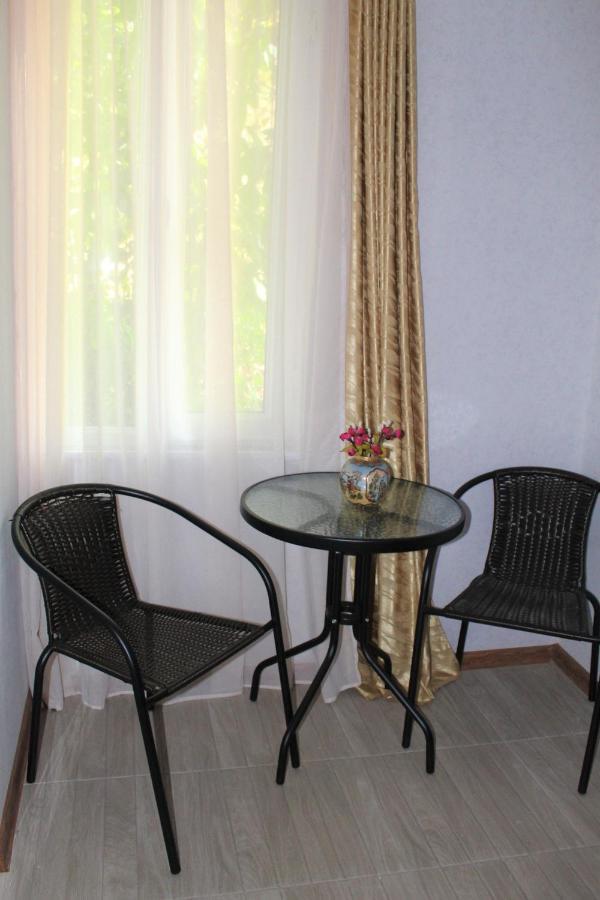 Guest House Racha แอมโบรเลารี ภายนอก รูปภาพ