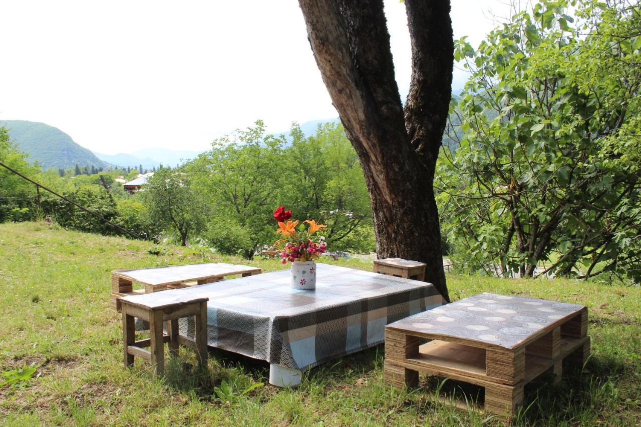Guest House Racha แอมโบรเลารี ภายนอก รูปภาพ