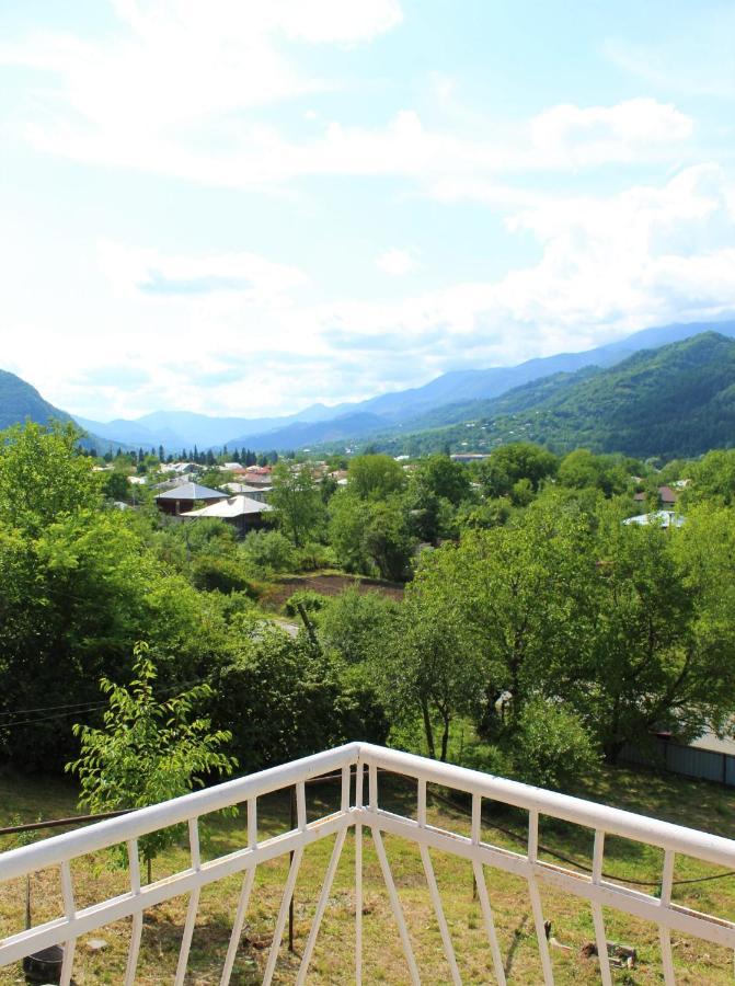 Guest House Racha แอมโบรเลารี ภายนอก รูปภาพ